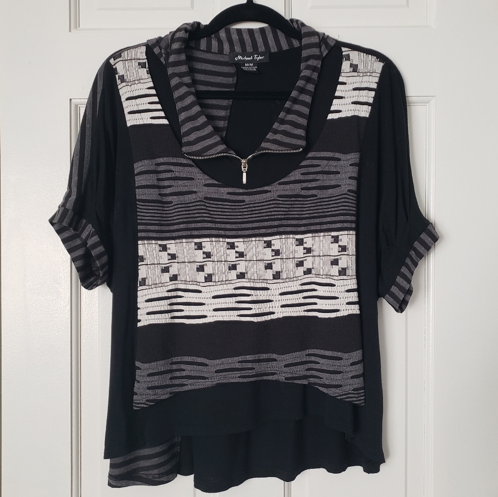 SOLD Michael Tyler Top Slouchy Hooded Artsy Short Sleeve Zip Shirt - Medium